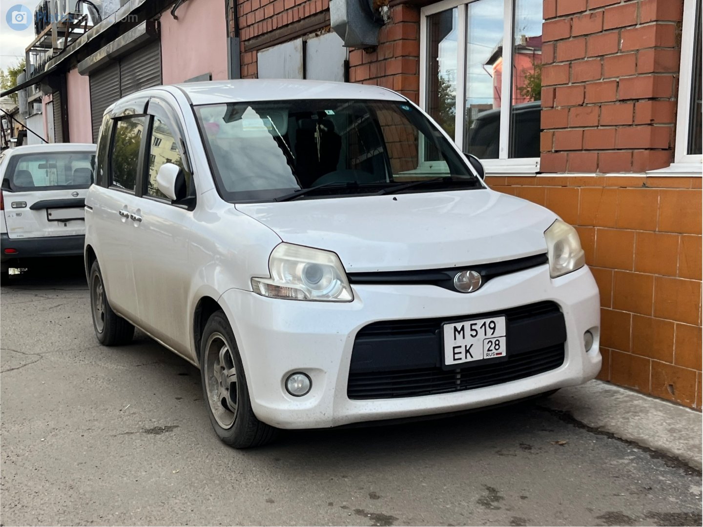 м 519 ек 28, Toyota Sienta 1st gen Dice (XP80), 2011–2015