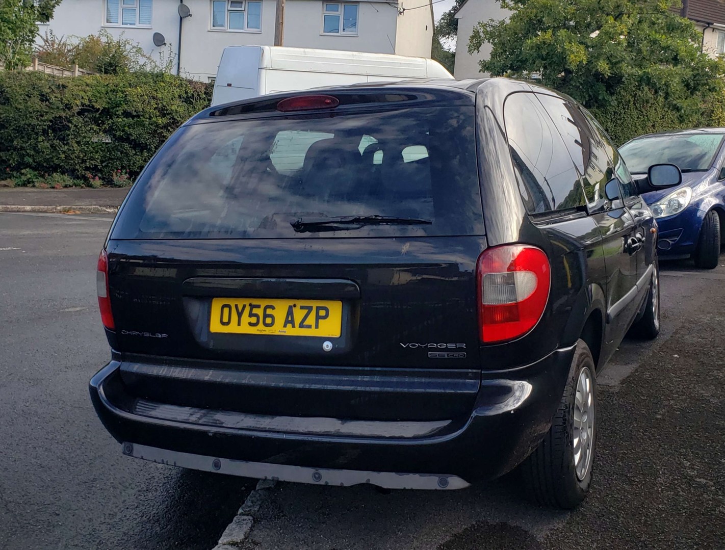 OY56AZP, Chrysler Grand Voyager 4th gen (RS), 2000–2007