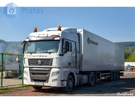 о438нк196, CNHTC (Sinotruk) Sitrak C/G-Series