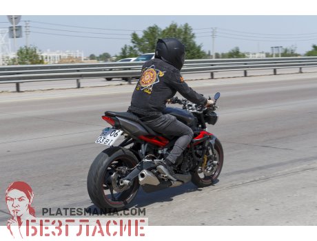 06 BI 03, Triumph Motorcycles Street Triple