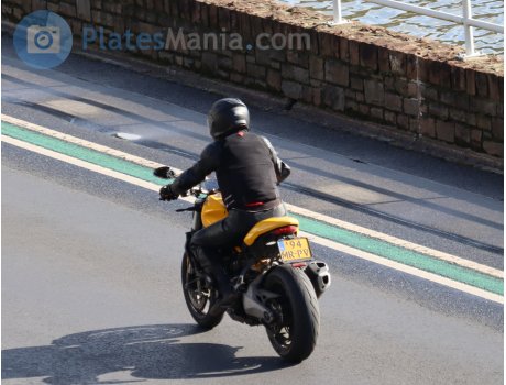 94-MR-PV, Ducati Monster
