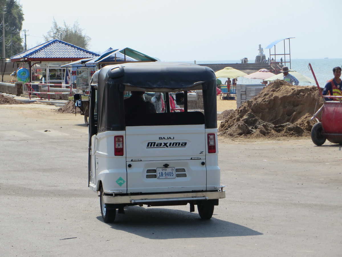 1B-9405, Bajaj Maxima 