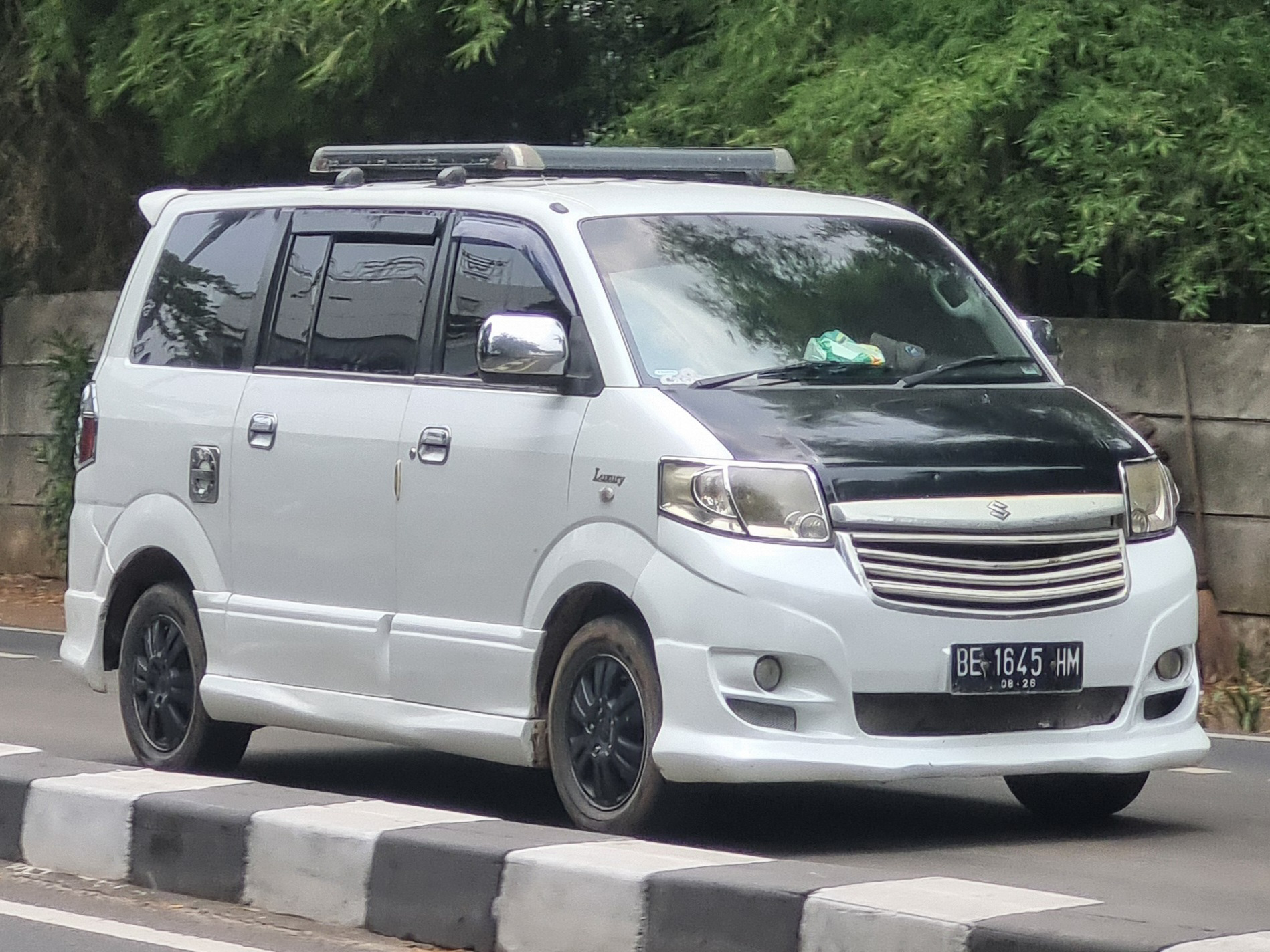 BE 1645 HM, Suzuki APV 1st gen Luxury (DN), 2009–