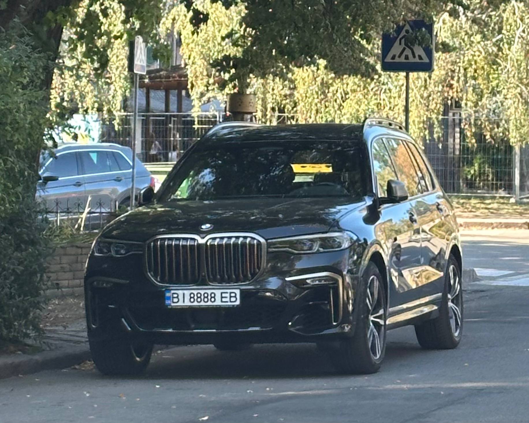 BI 8888 EB, BMW X7 1st gen (G07), 2019–2022