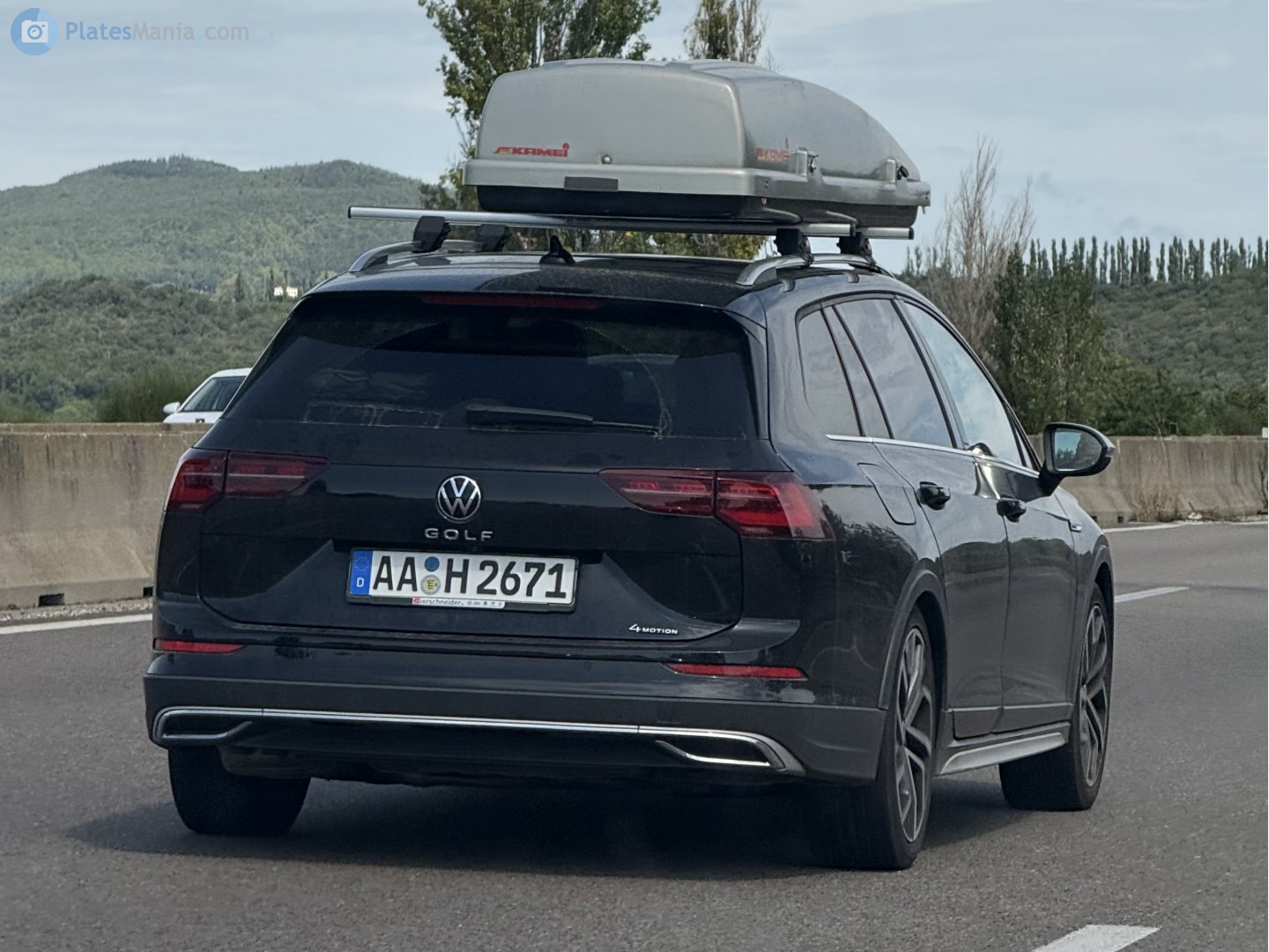 AA H 2671, Volkswagen Golf 8th gen Alltrack (CD1), 2020–