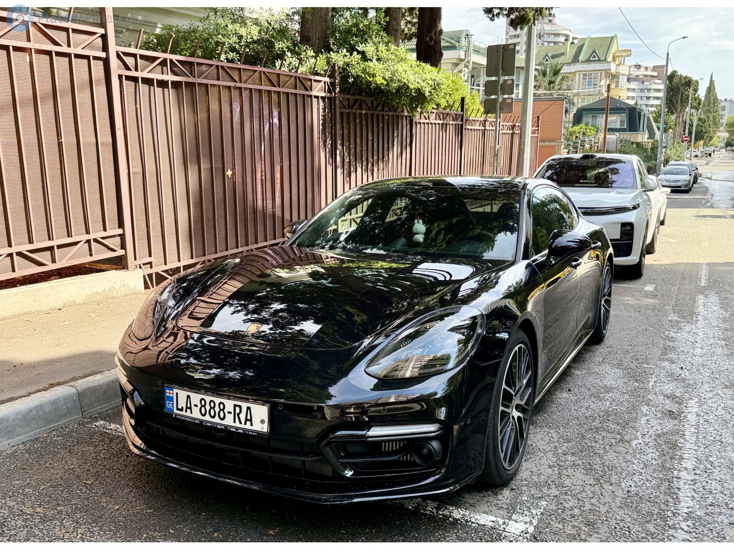 LA-888-RA, Porsche Panamera 2nd gen Fastback (971), 2016–2023