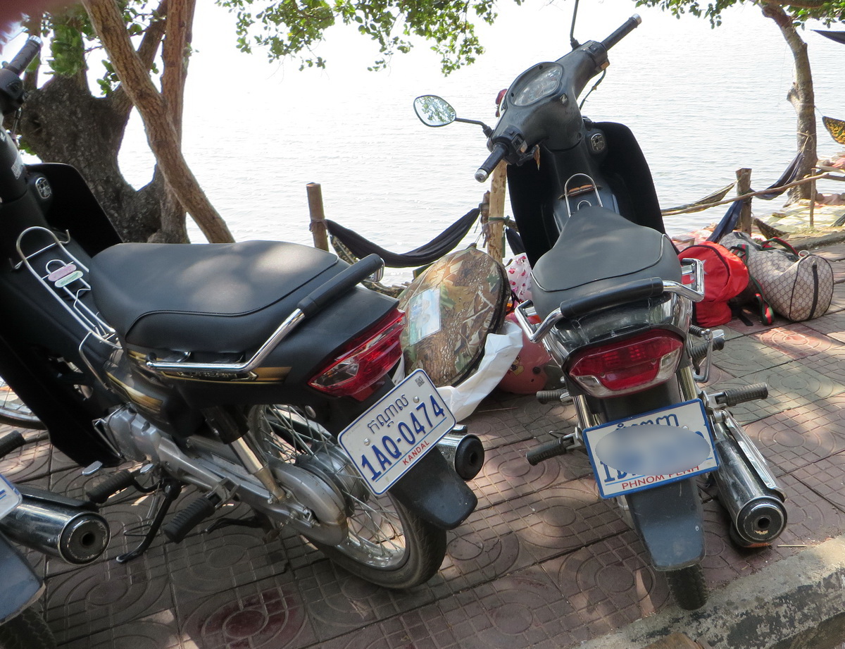 1AQ-0474, Honda Dream 