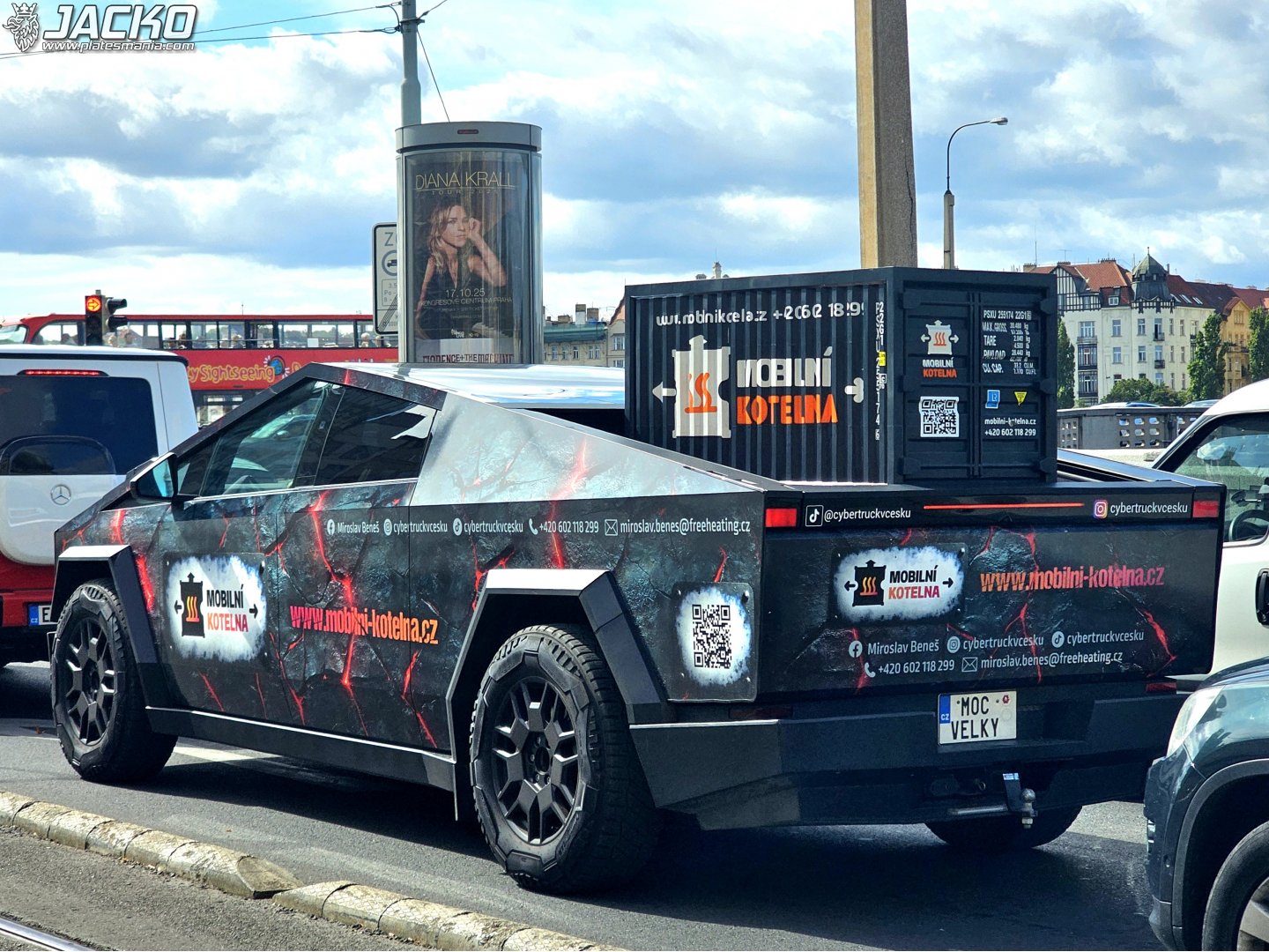 M0C VELKY, Tesla Cybertruck 1st gen, 2023–