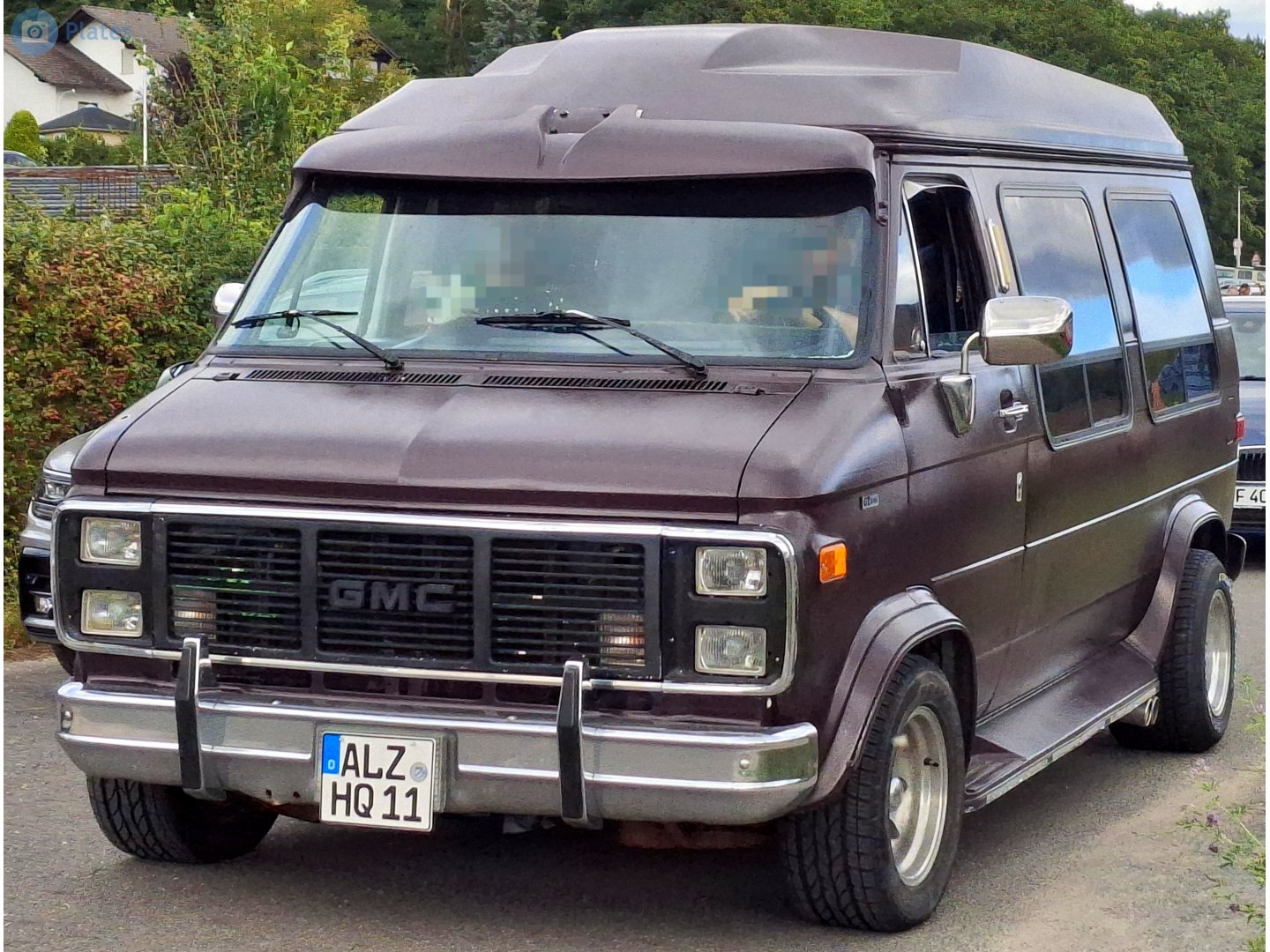 ALZ HQ 11, GMC Vandura 