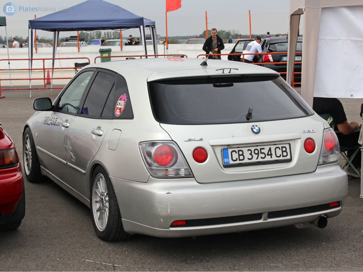 CB 3954 CB, Lexus IS 1st gen SportCross Wagon (XE10), 2001–2005