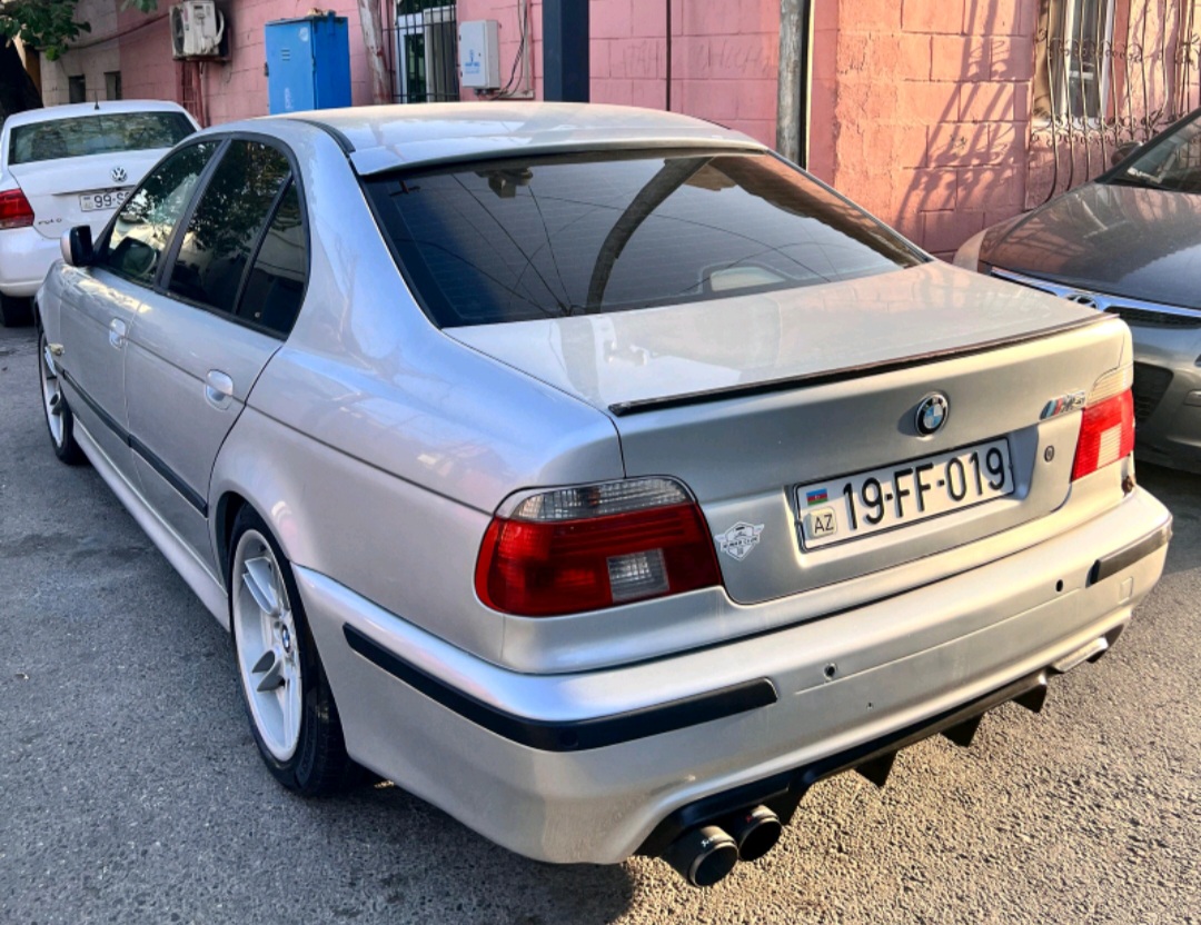 19 FF 019, BMW 5 Series 4th gen Sedan (E39), 1995–2003