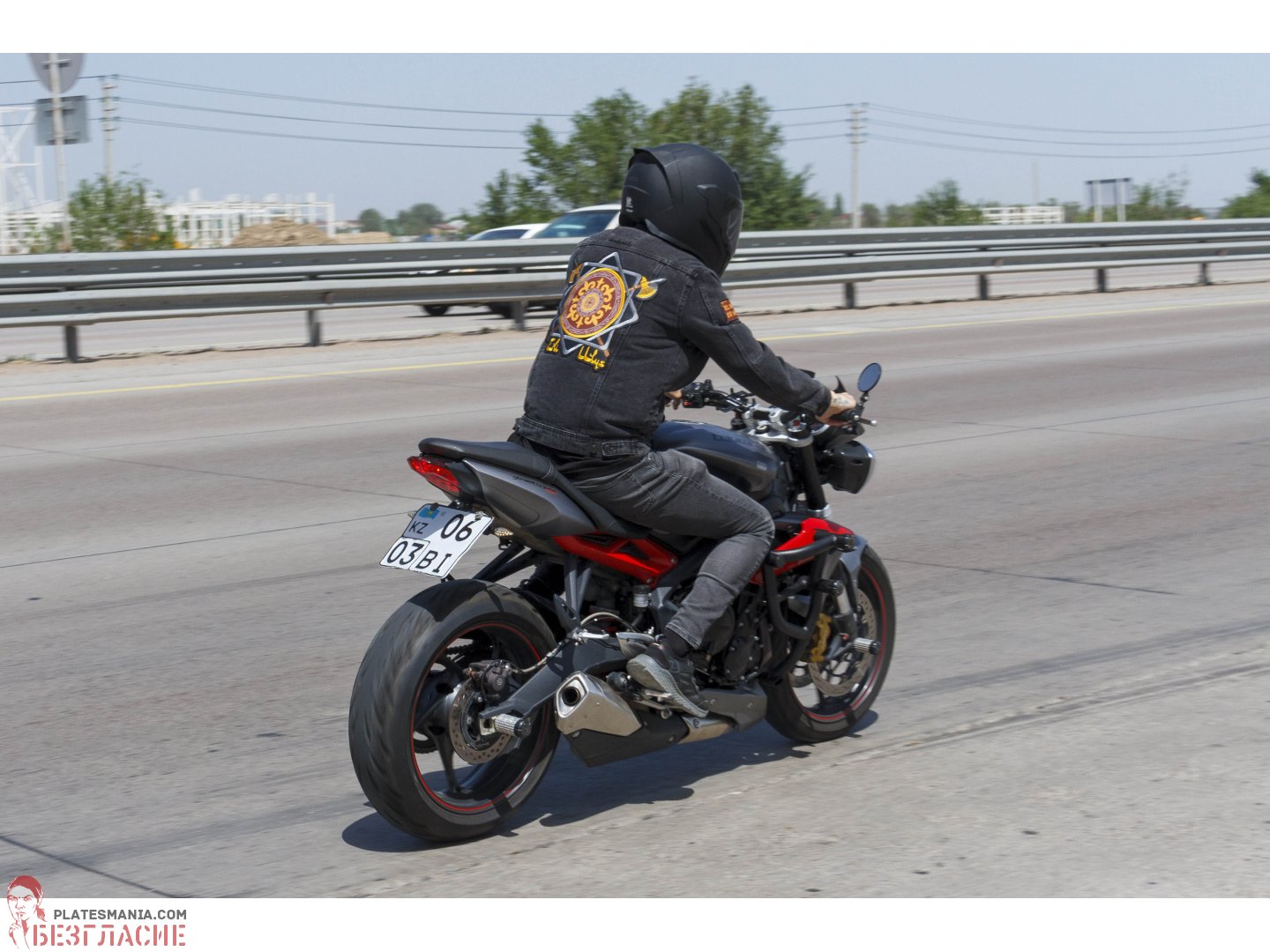 06 BI 03, Triumph Motorcycles Street Triple 3rd gen, 2013–2017