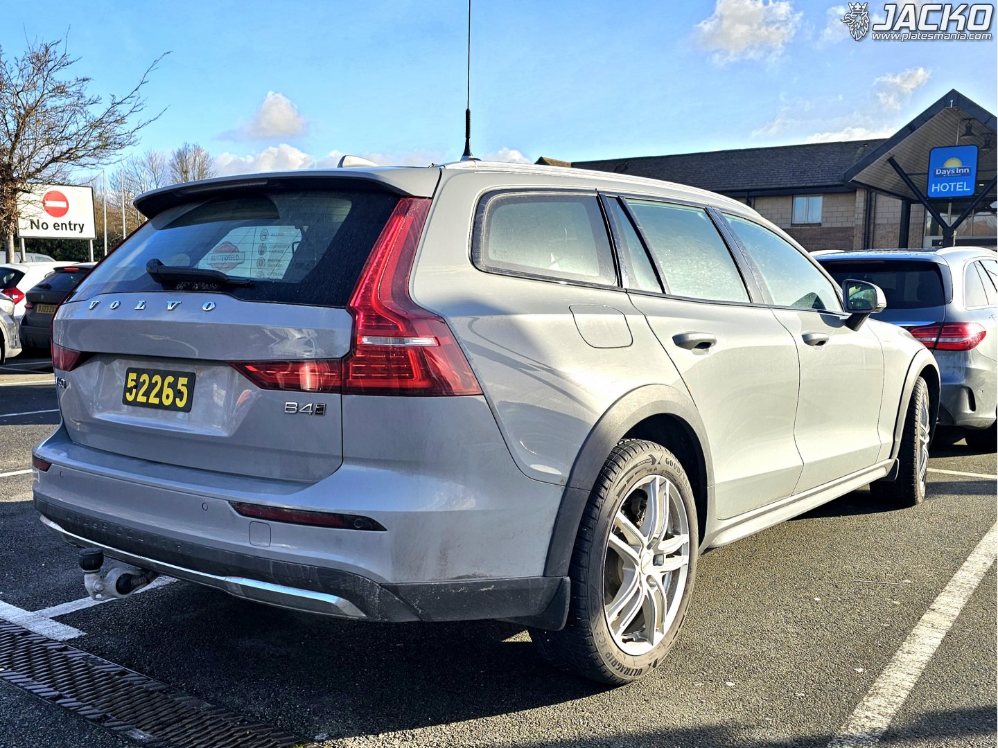 52265, Volvo V60 2nd gen Cross Country (225/257), 2018–