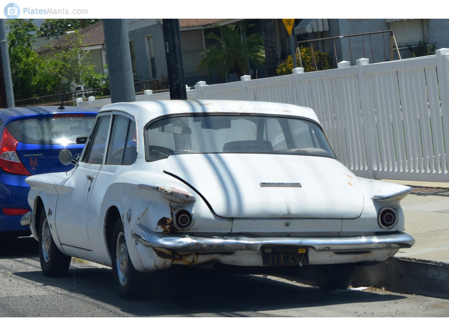 JLX 496, Plymouth Valiant 1st gen 2-door Sedan (RV/SV; A-body), 1960–1962