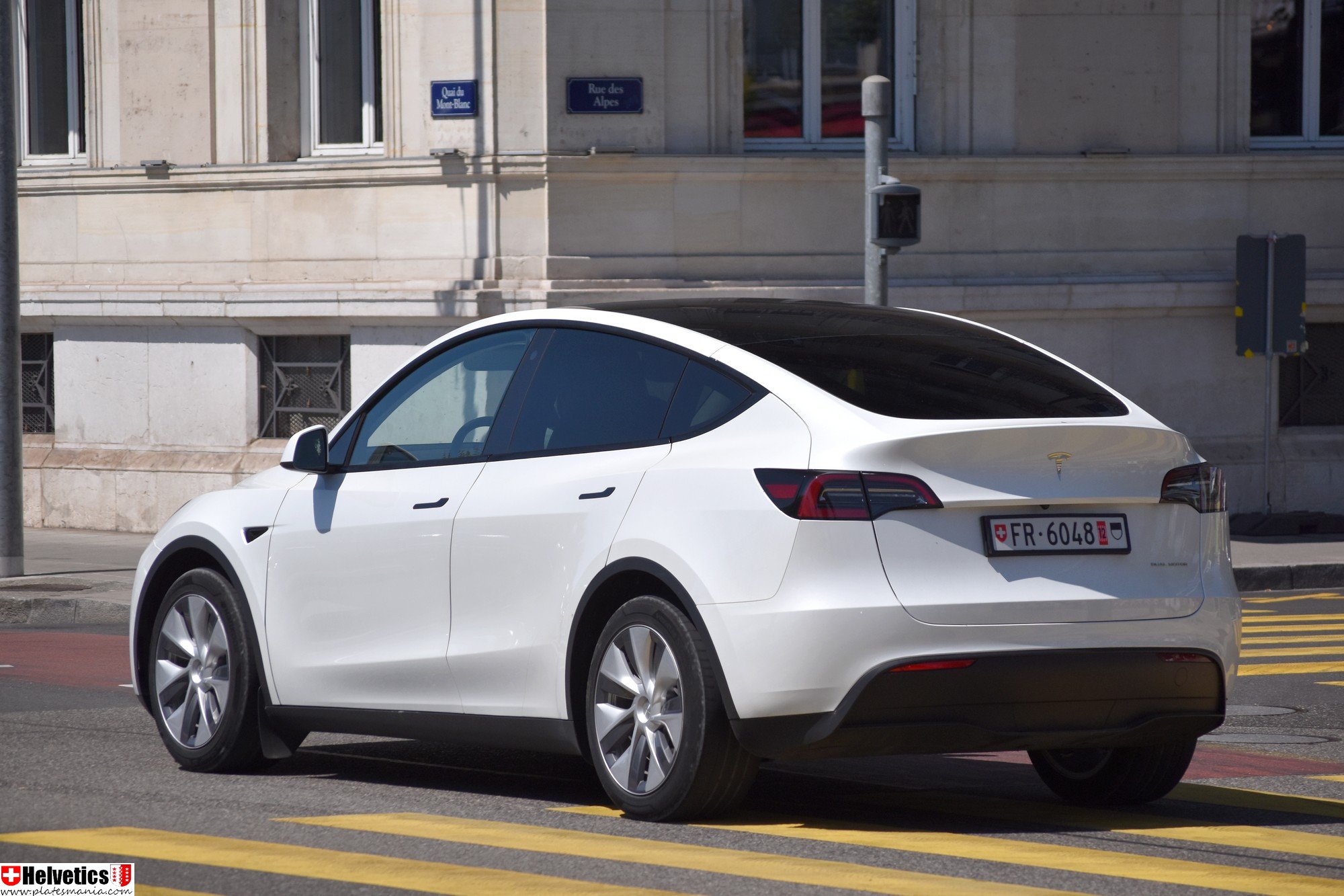 FR 6048, Tesla Model Y 1st gen (5YJY), 2020–2025