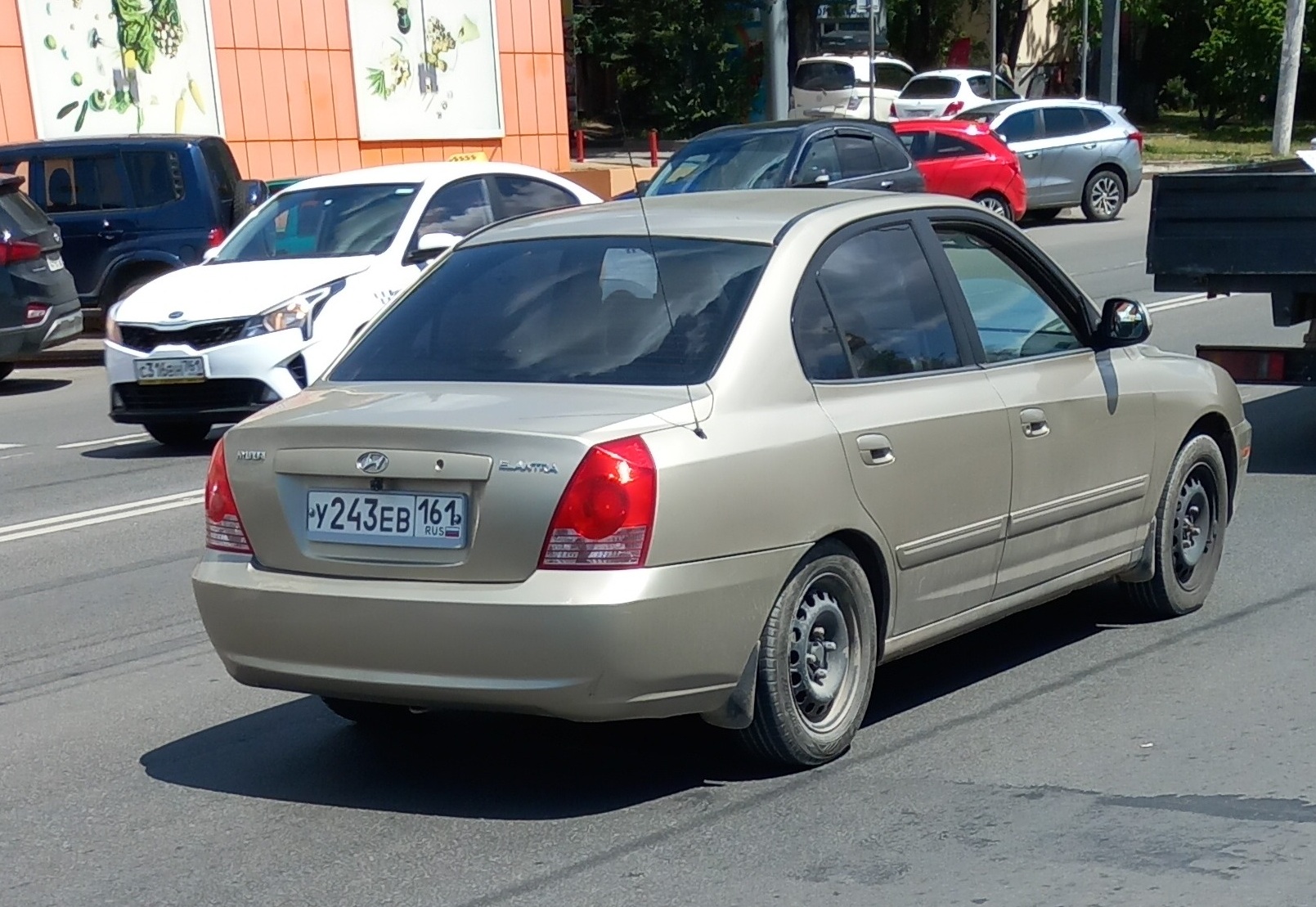 у 243 ев 161, Hyundai Elantra 3rd gen Sedan (XD), 2000–2010