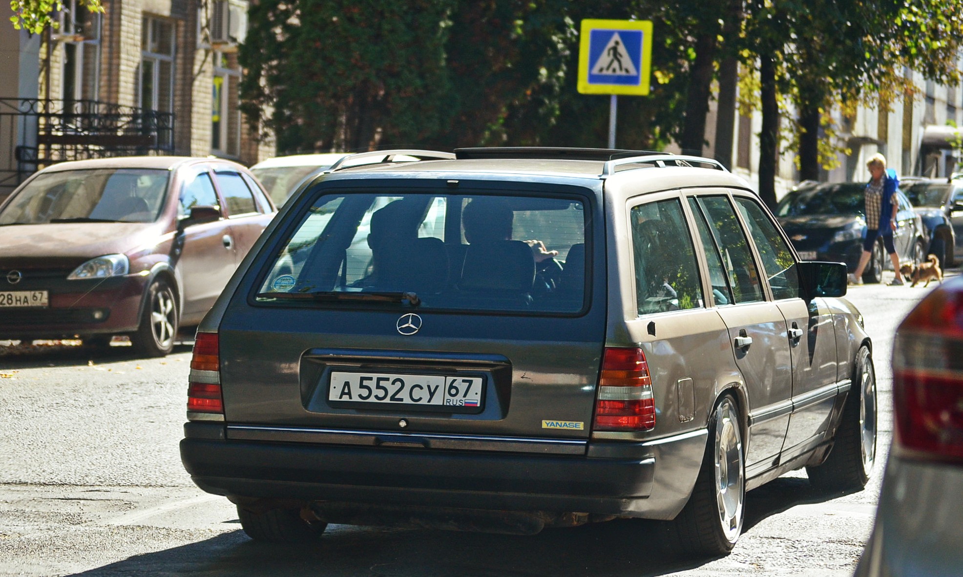 а 552 су 67, Mercedes-Benz E-Klasse 1st gen Wagon (S124), 1984­–1996