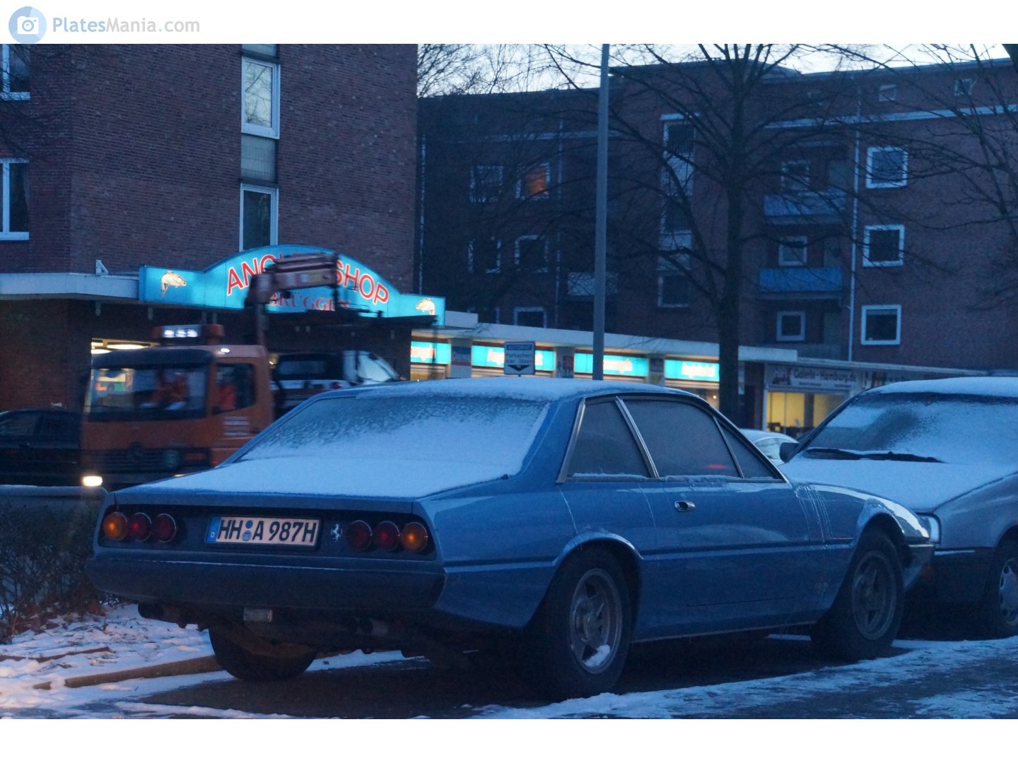 HH A 987 H, Ferrari 365 365 GT4 2+2 (1972–1976)