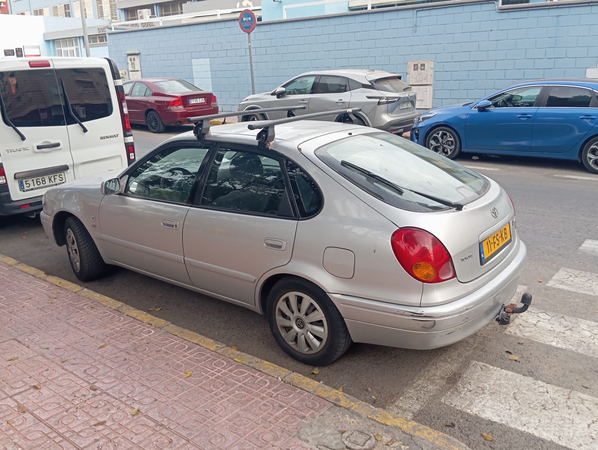 11-FS-KB, Toyota Corolla 8th gen Liftback (E110), 1995–2001