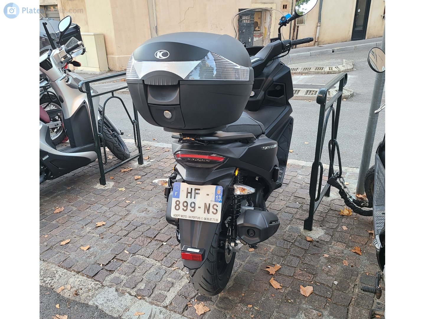 HF-899-NS, Kymco Skytown 