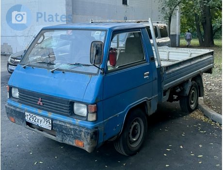 т292ху799, Mitsubishi Delica