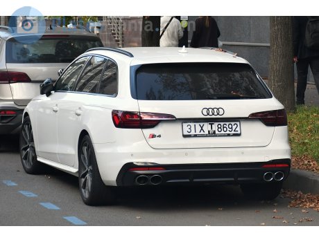 3IX T 8692, Audi S4