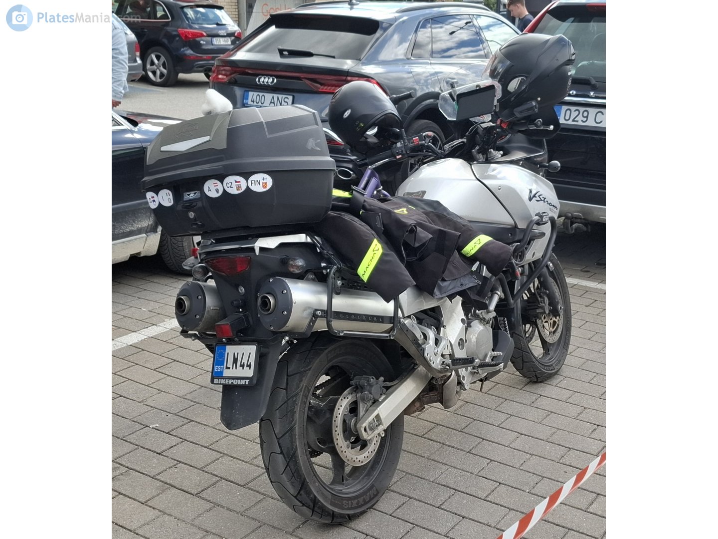 LN 44, Suzuki V-Strom 1st gen DL1000, 2002–2008