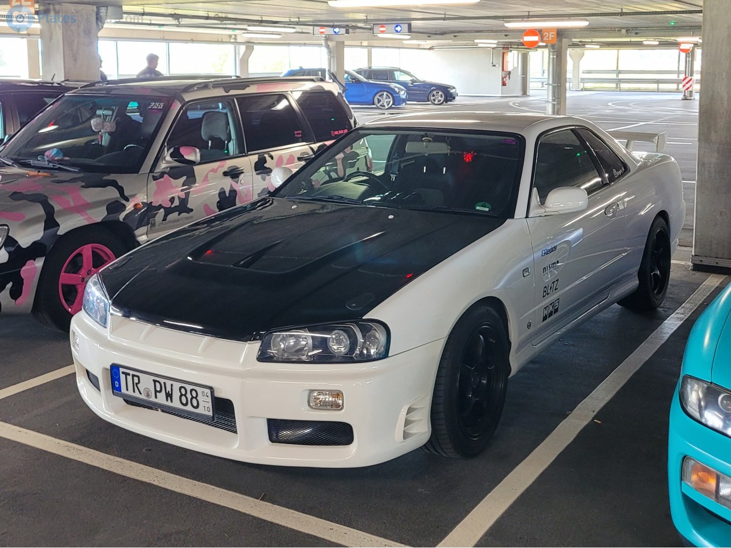 TR PW 88 (04/10), Nissan Skyline 10th gen Coupé (R34), 1998–2001