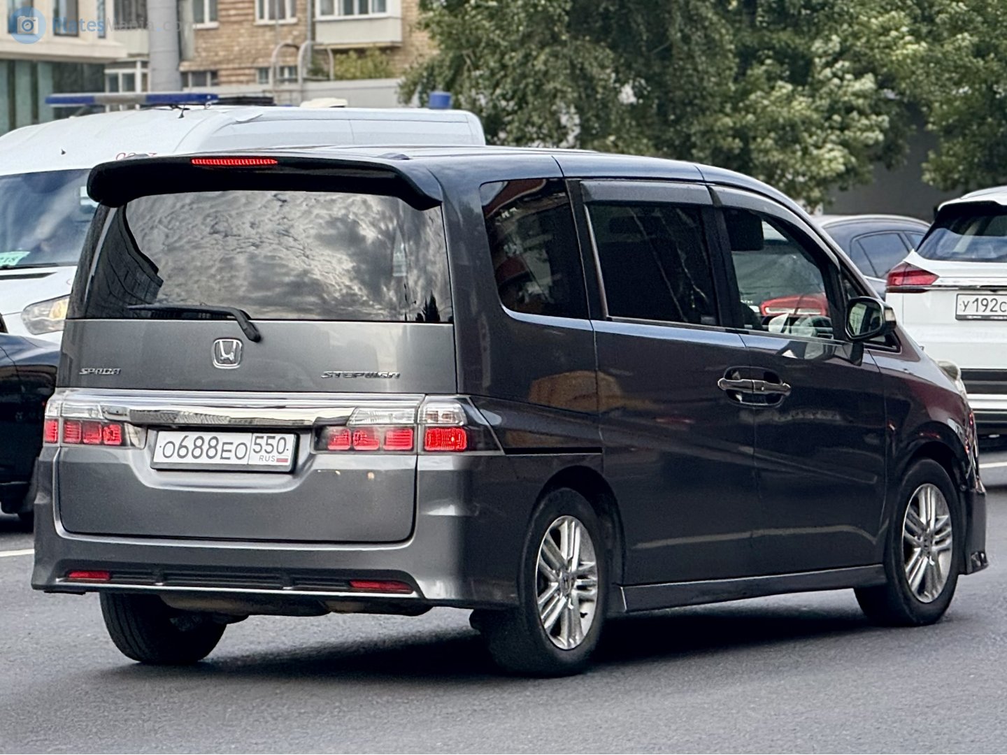 о 688 ео 550, Honda Stepwgn 3rd gen Spada (RG1), 2007–2009