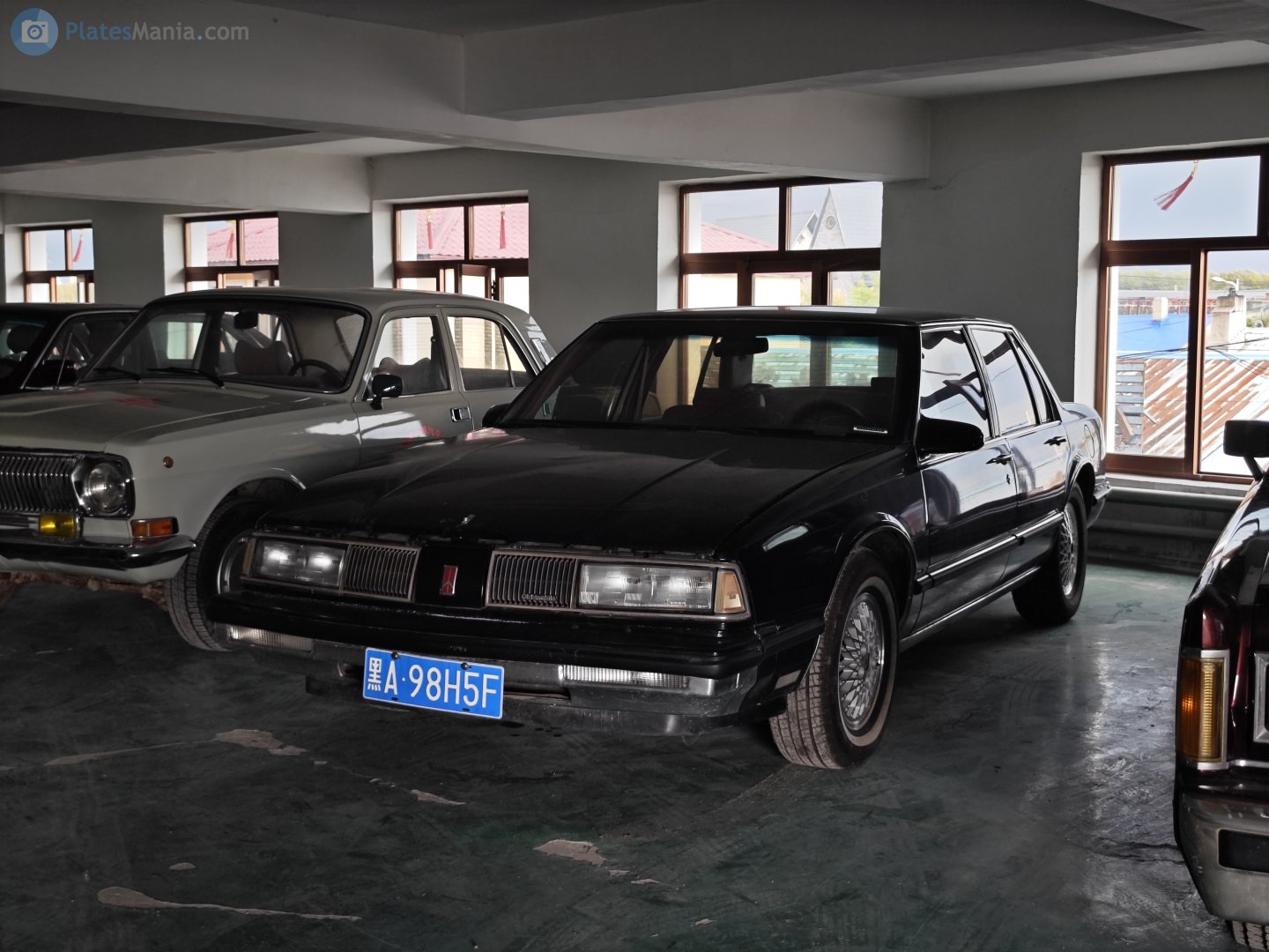 黑A·98H5F, Oldsmobile 88 9th gen 4-door Sedan (N69/Y69; H-body), 1985–1991