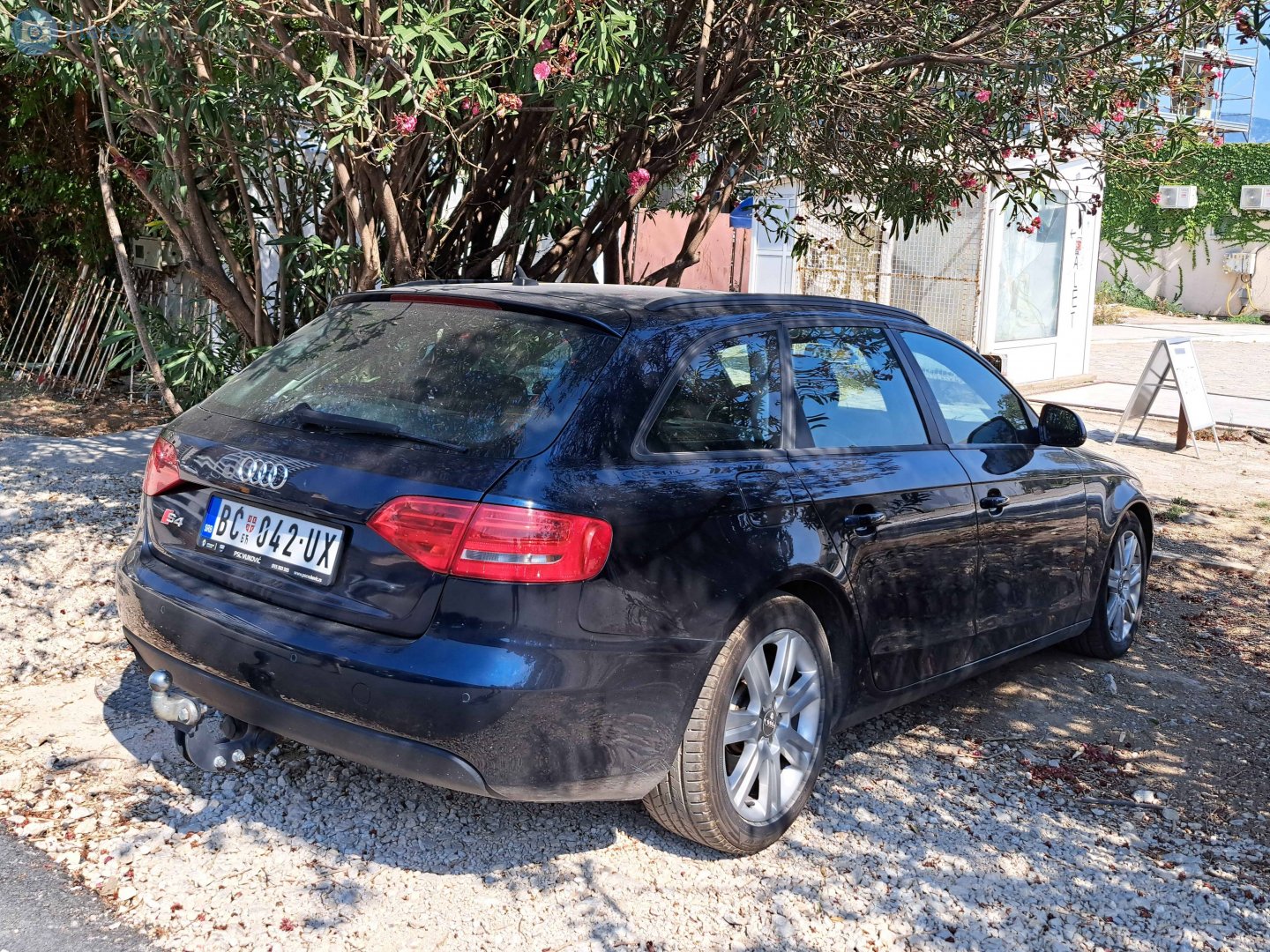 BĆ 042-UX, Audi A4 4th gen Avant (B8/8K5), 2007–2012