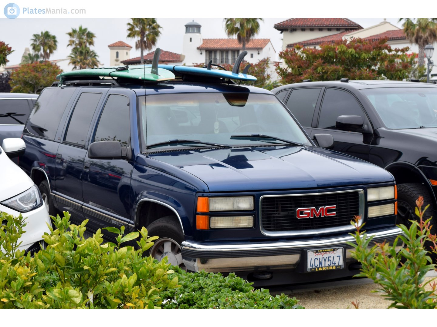 4CWY547, GMC Suburban 8th gen (GMT425), 1991–1999