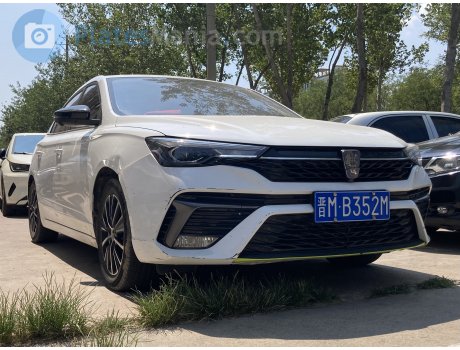 晋M·B352M, Roewe i5