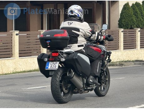 UNP-829, Suzuki V-Strom