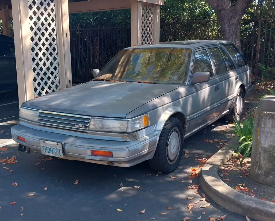 2HDN301, Nissan Maxima 1st gen Wagon (U11), 1984–1988