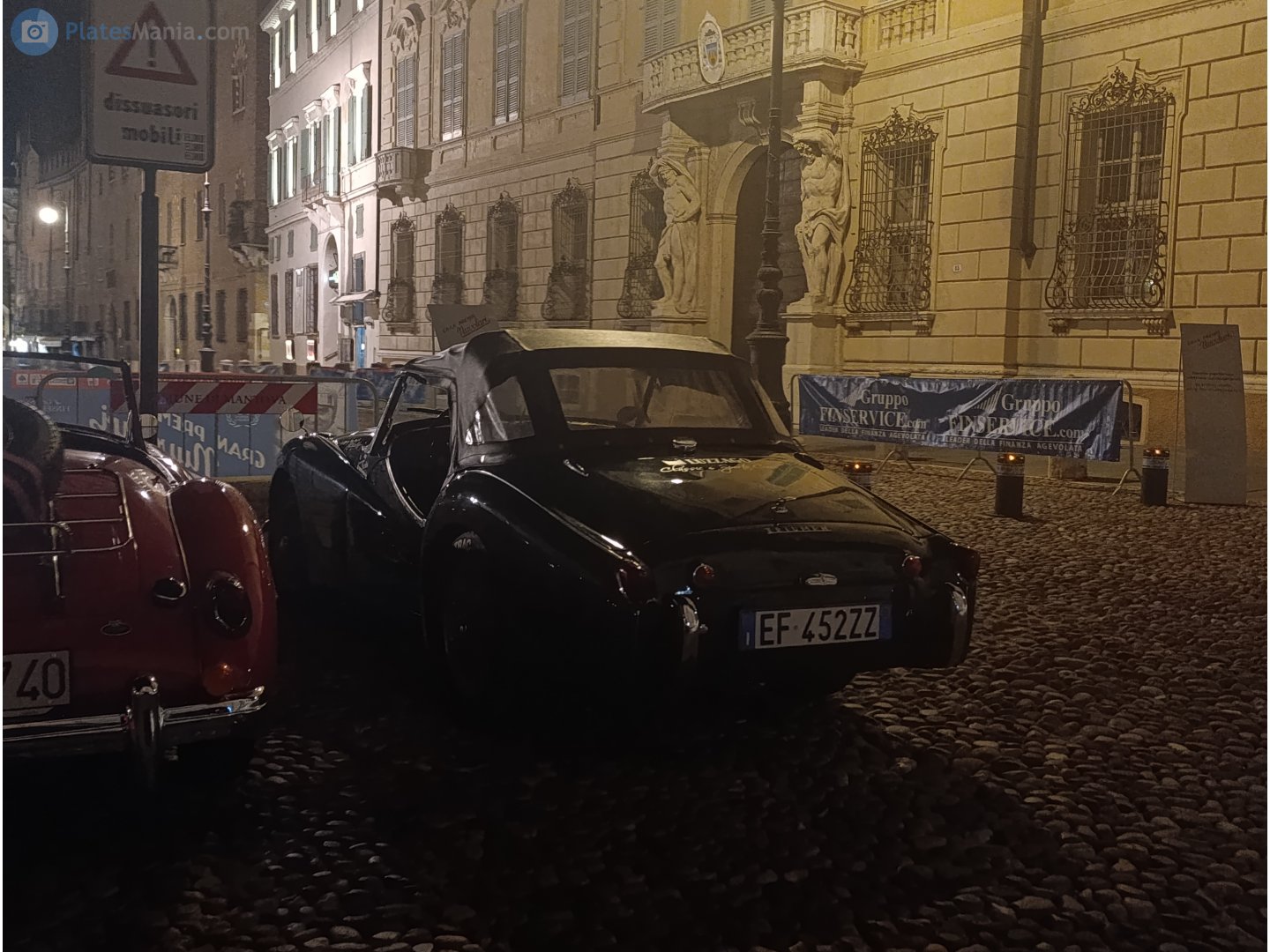 EF 452 ZZ, Triumph TR3 