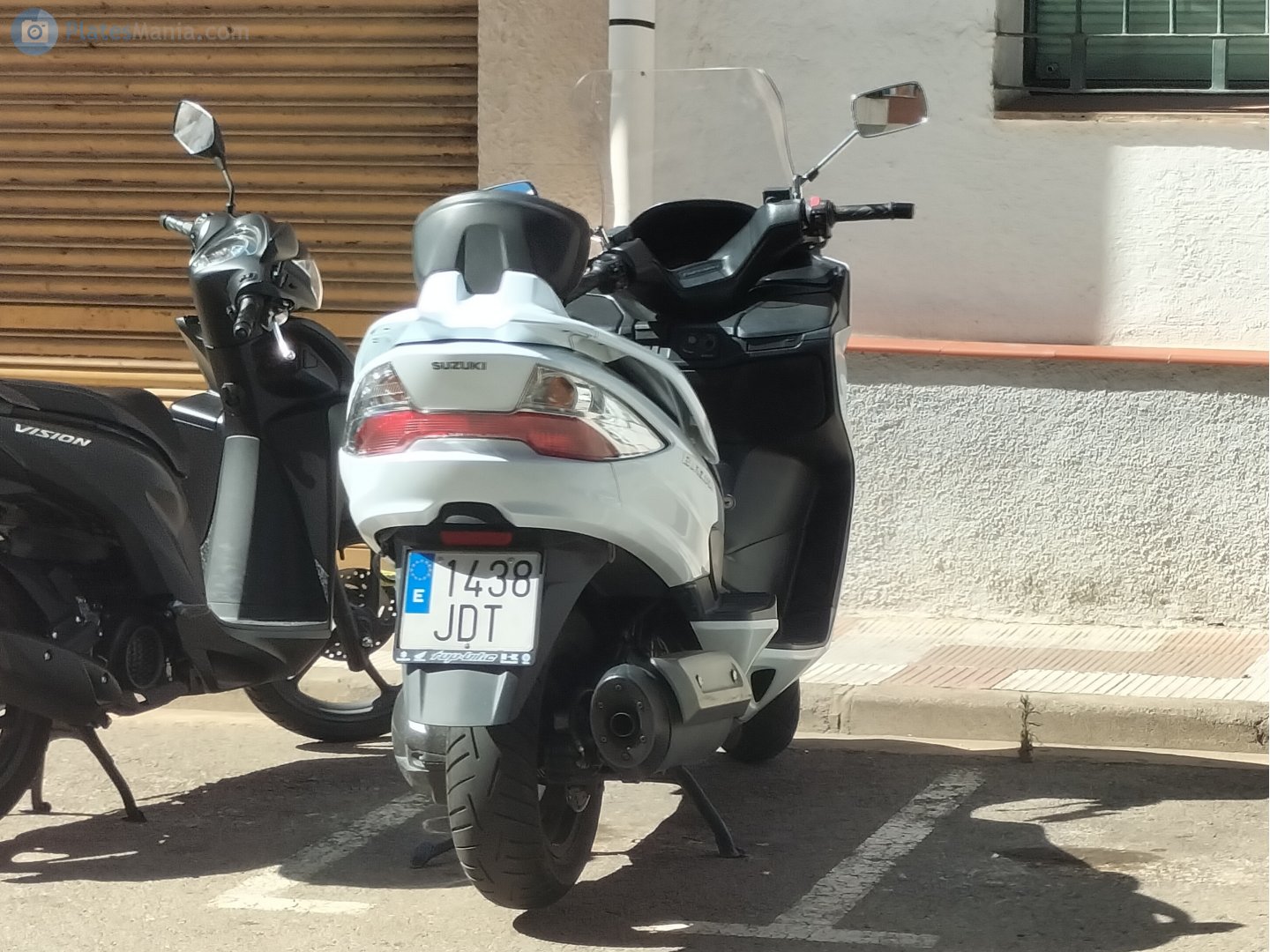 1438 JDT, Suzuki Burgman / Skywave 3rd gen 400/250, 2007–2016