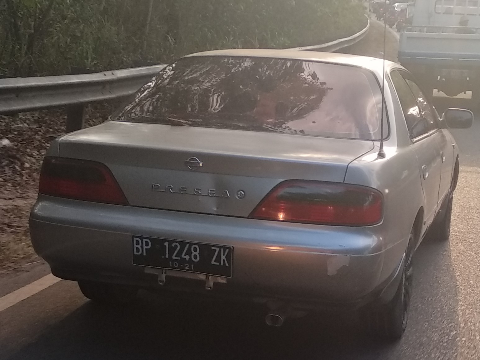 BP 1248 ZK, Nissan Presea 2nd gen (R11), 1995–2000