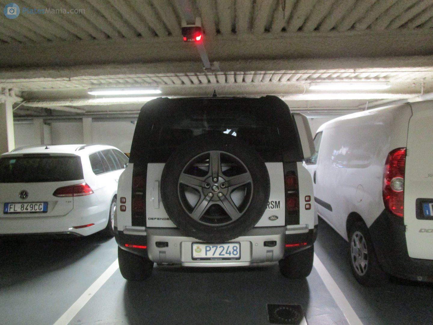 P7248, Land Rover Defender 2nd gen 110