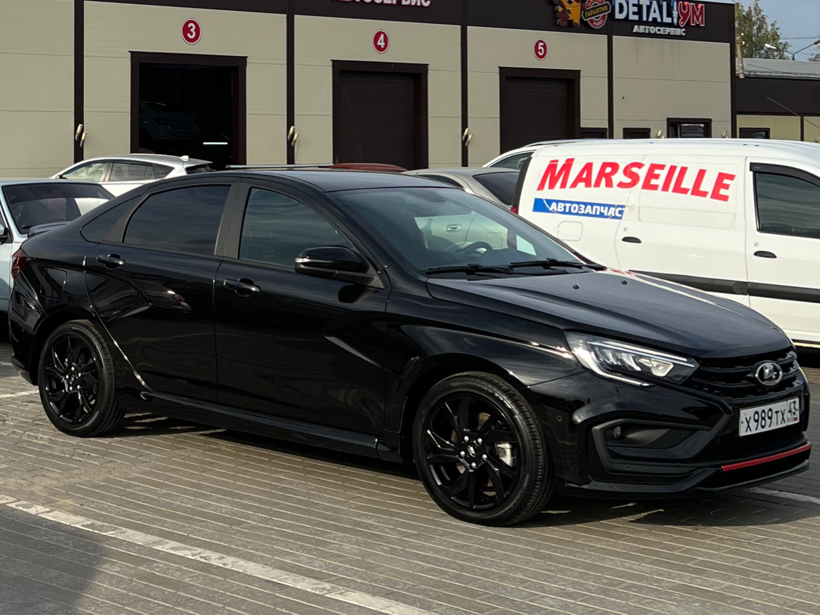 х 989 тх 43, Lada (VAZ) Vesta 1st gen Sport / Sportline Sedan (GFLS), facelift, 2023–