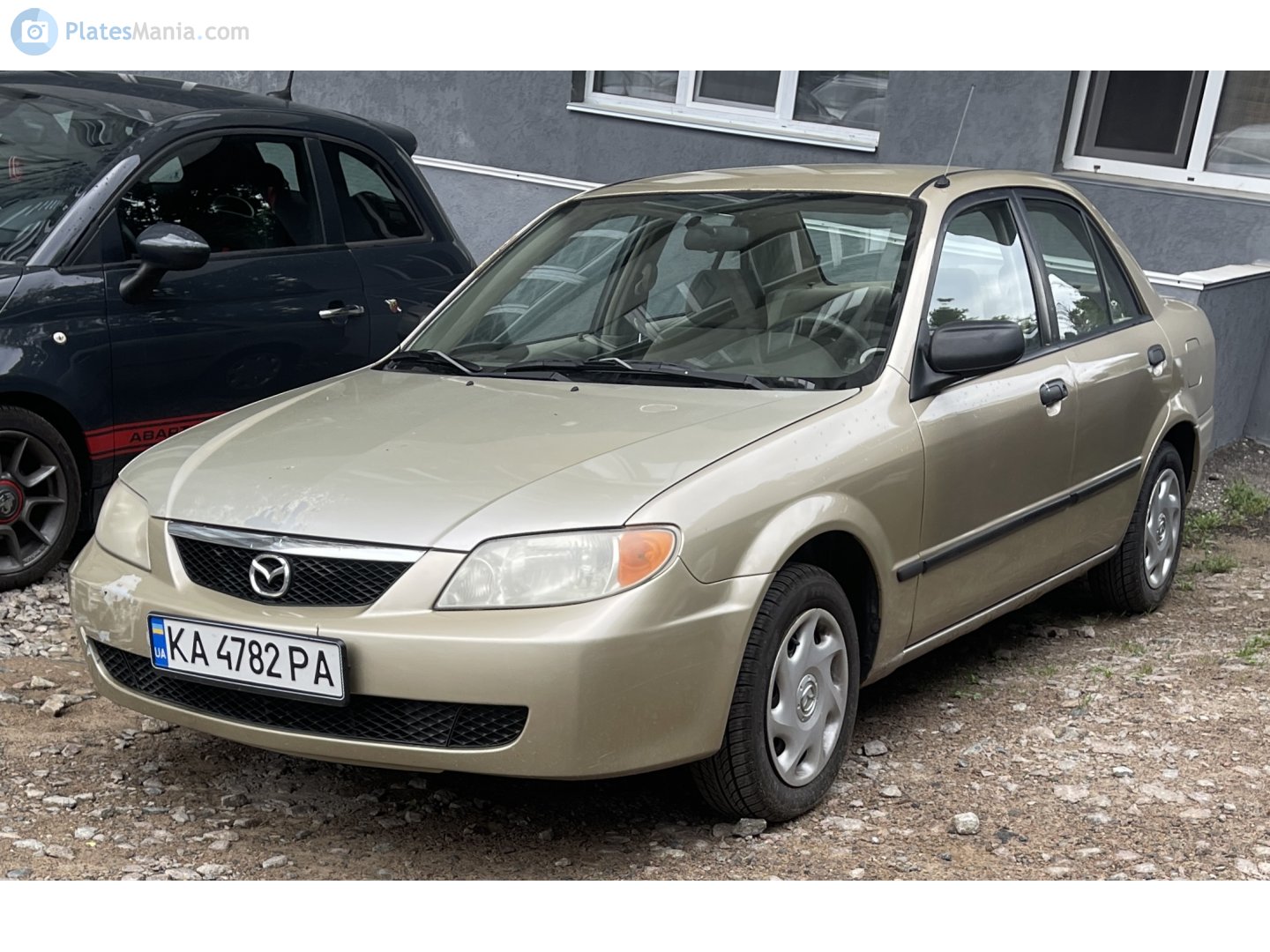 KA 4782 PA, Mazda Protegé 3rd gen Sedan (BJ; NA-market), facelift, 2000–2003