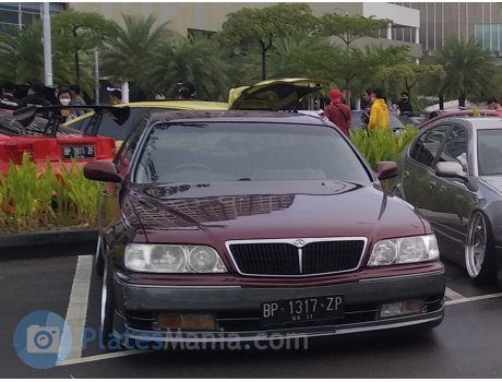 BP 1317 ZP, Infiniti Q45