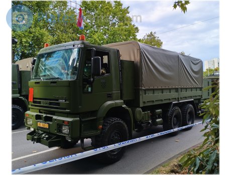 HV 184-LZ, Iveco EuroTrakker