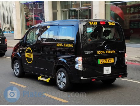 DU21 AXT, Nissan NV200