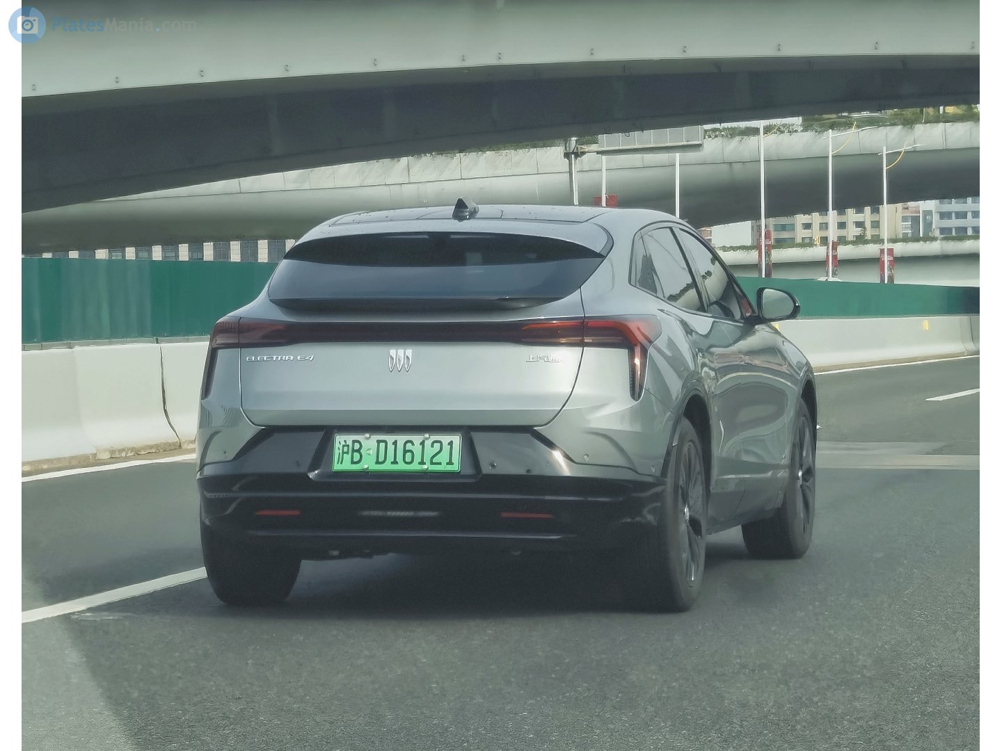 沪B·D16121, Buick Electra 7th gen E4 Coupé-Crossover (BEV3), 2023–