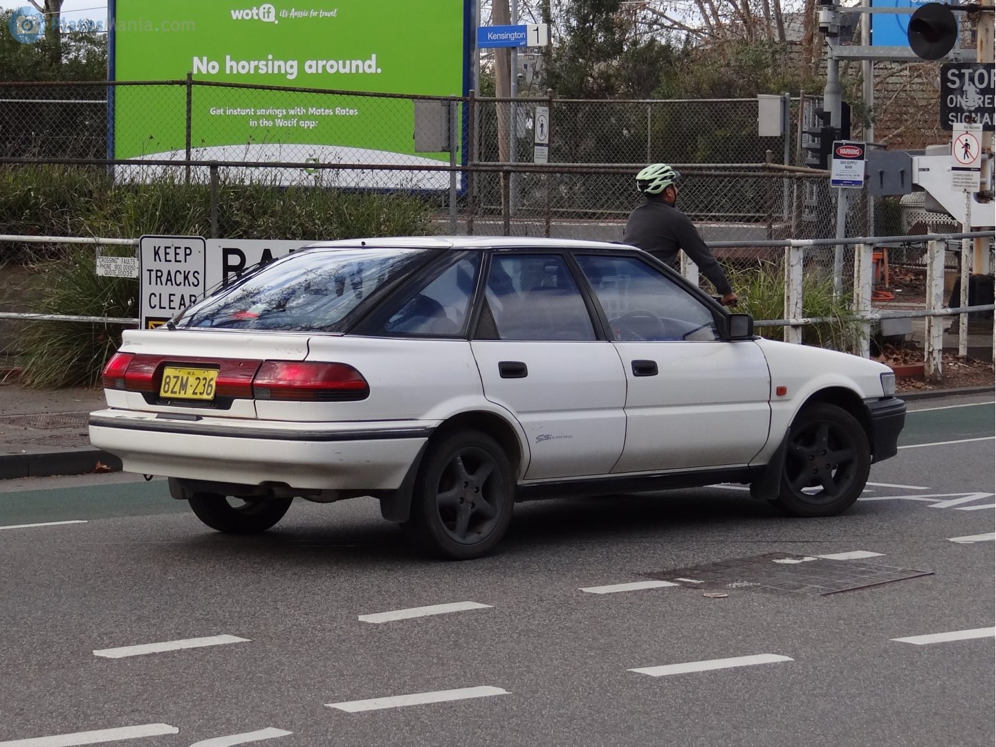 8ZM-236, Toyota Corolla 6th gen Liftback (E90), 1987–1991