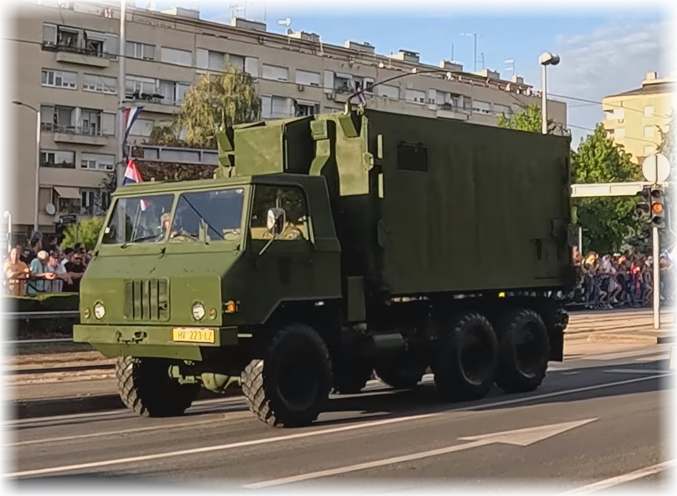 HV 223-LZ, TAM 150T11 B/BV (1979–1991)