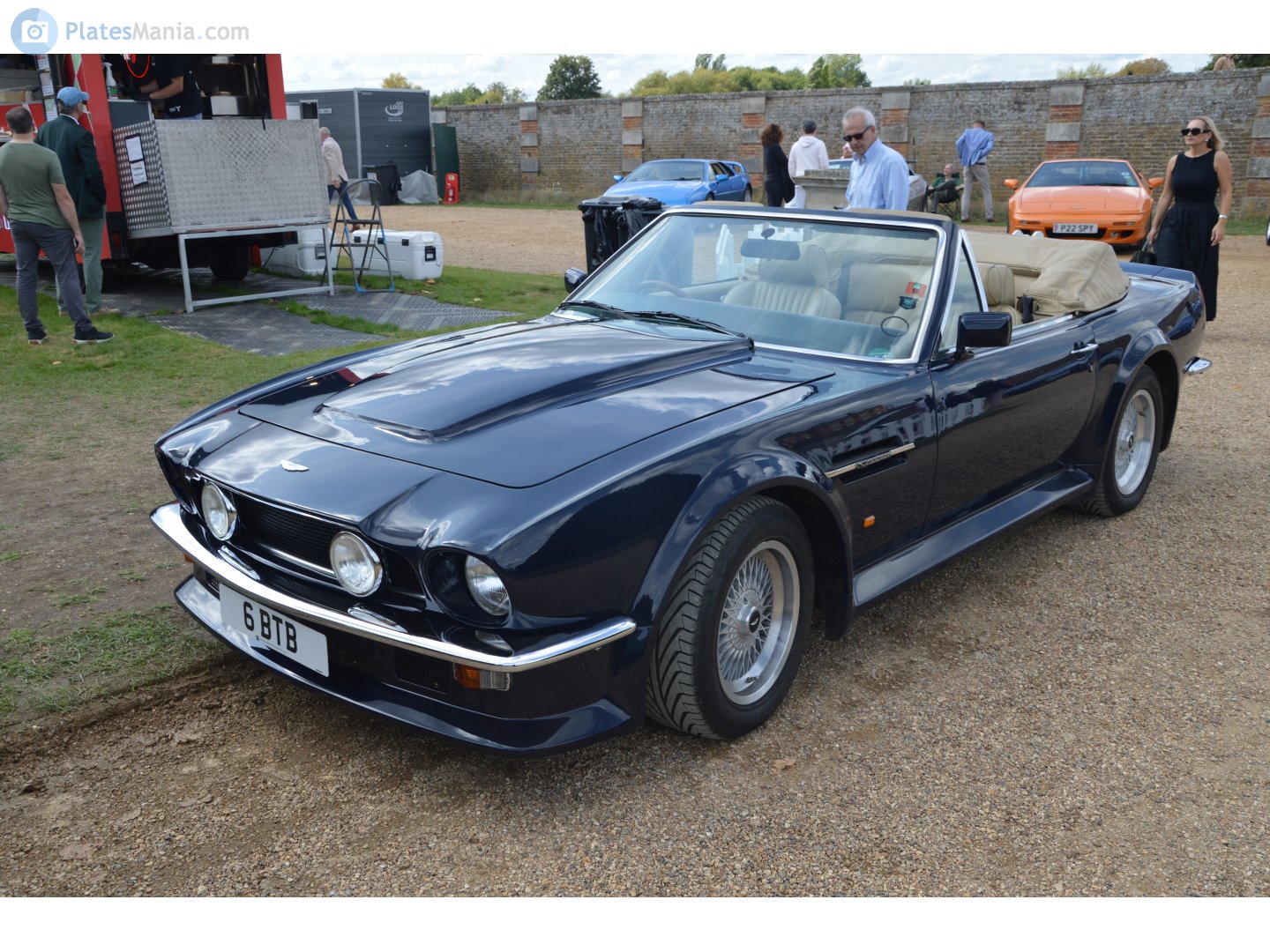 6BTB, Aston Martin V8 Volante 