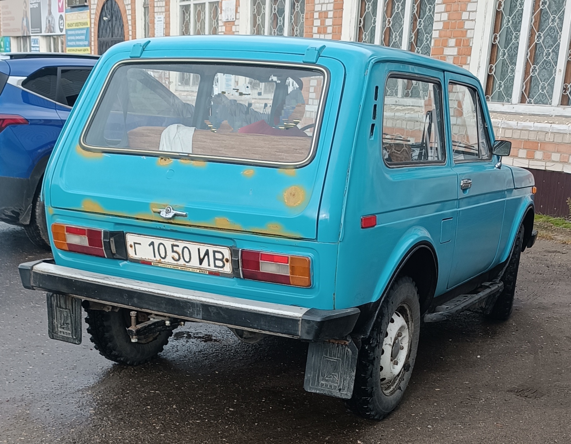 г 1050 ИВ, Lada (VAZ) 2121 Нива 2121, 1977­–1994