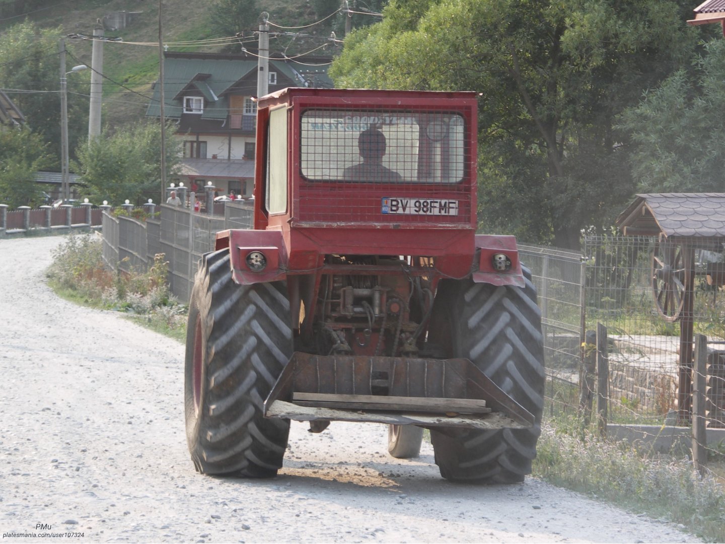 BV 98 FMF, UTB (Universal) 445 